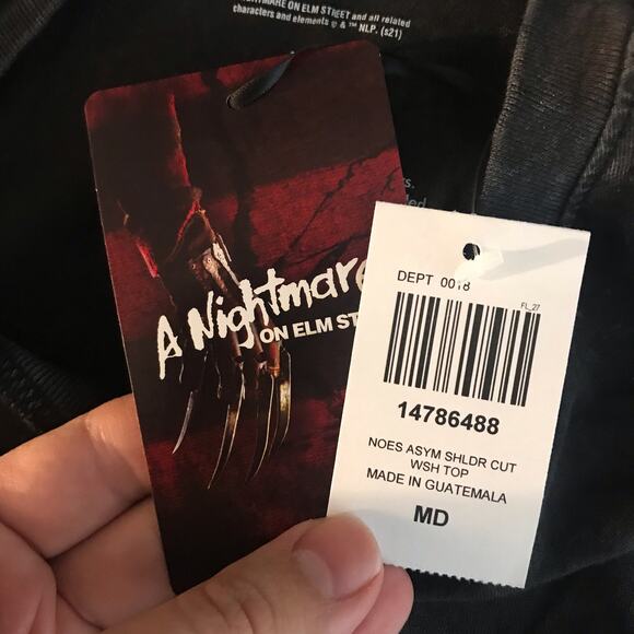 Nightmare On Elm Street NWT Women's Junior Medium Asymmetrical Cutout Wash Top - Picture 6 of 9